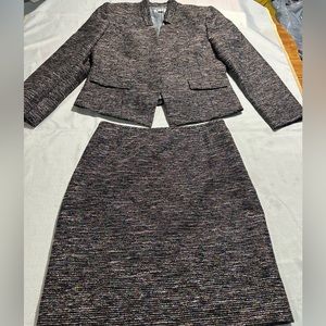 Tahari Dress Suit Size 12P NWOT